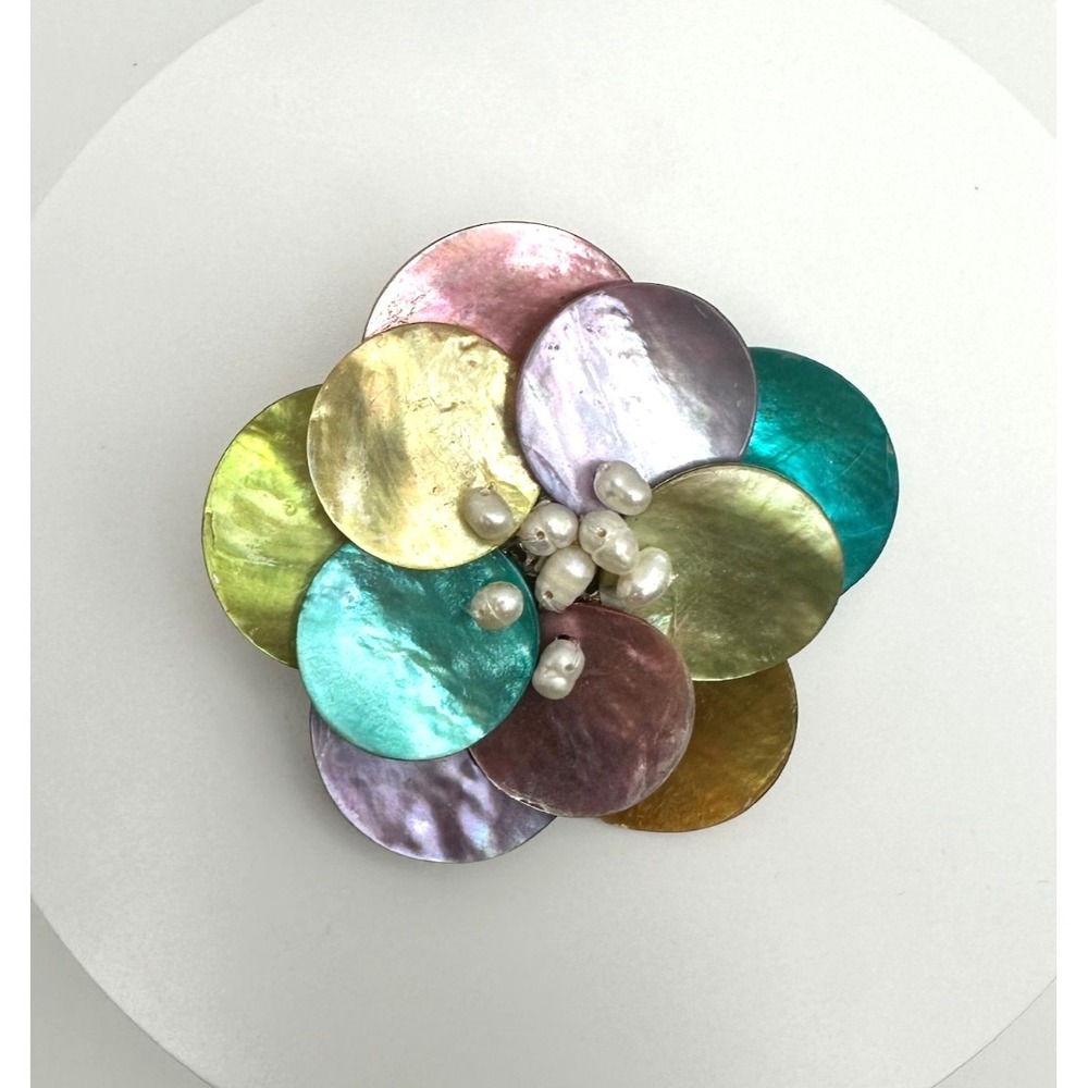 VTG Multicolor Pearl Brooch Flower Iridescent Round Discs Women's Jewellery